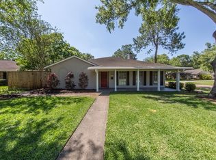 1011 Beachcomber Ln, Houston, TX 77062