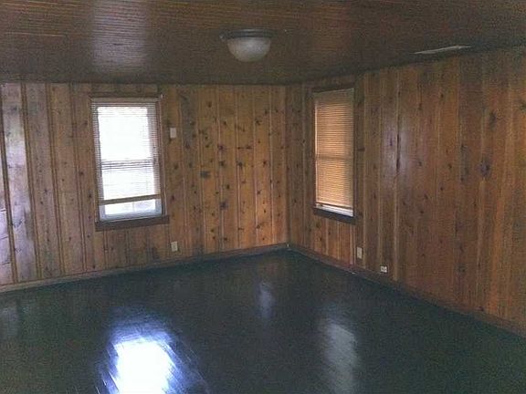 5th image of 600 Hargis St