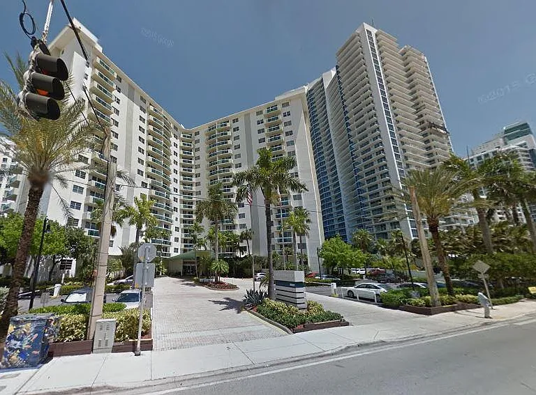3000 S Ocean Dr #200 — Photo 8
