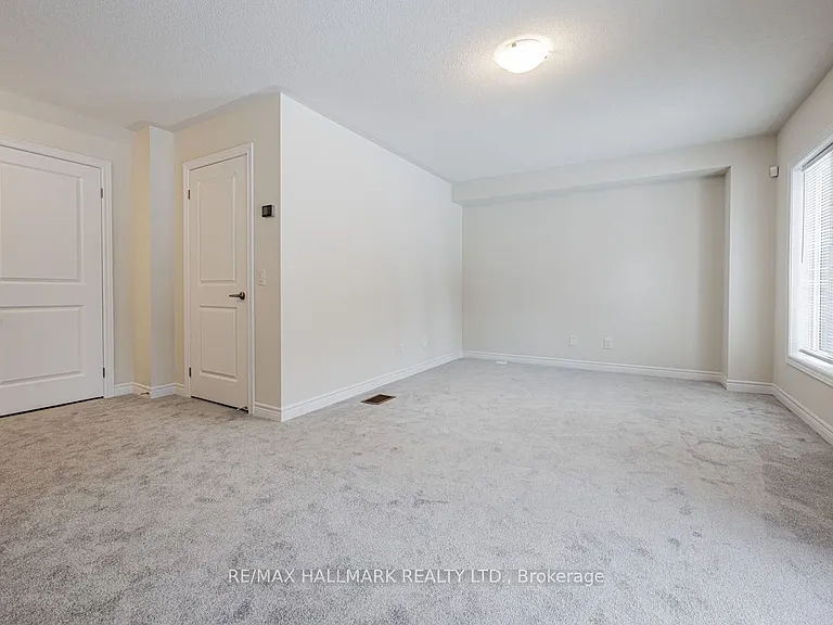 91 Elkington Cres — Photo 25