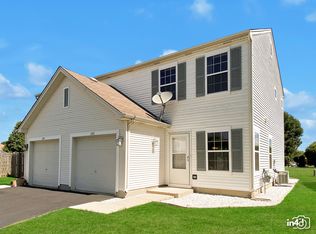 255 Williamsburg Ct, Romeoville, IL 60446