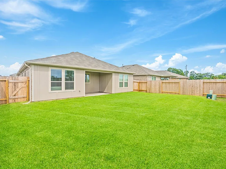 3111 Freiberger Ln — Photo 29