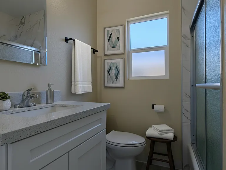 10223 Darby Ave #4 — Photo 6