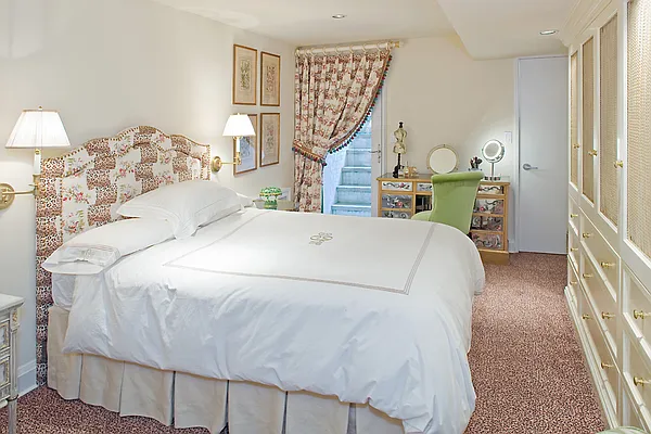Sold by Corcoran | media 18