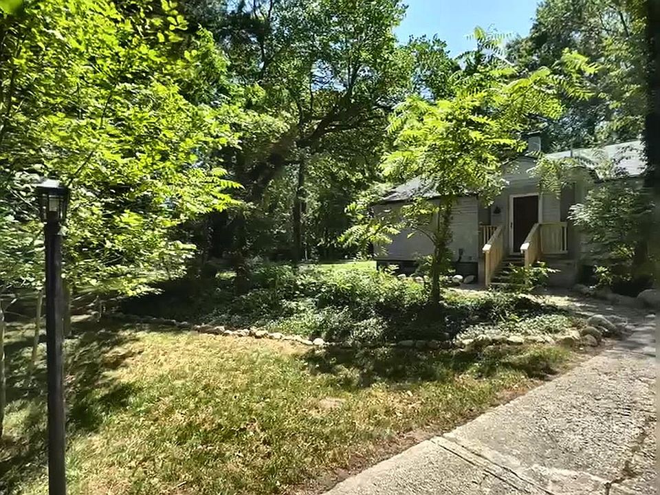 1st image of 26800 Ballard St