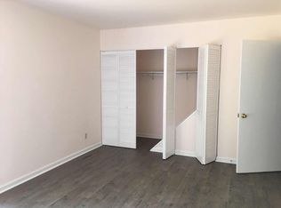 100 Woodlake Dr, Charlottesville, VA