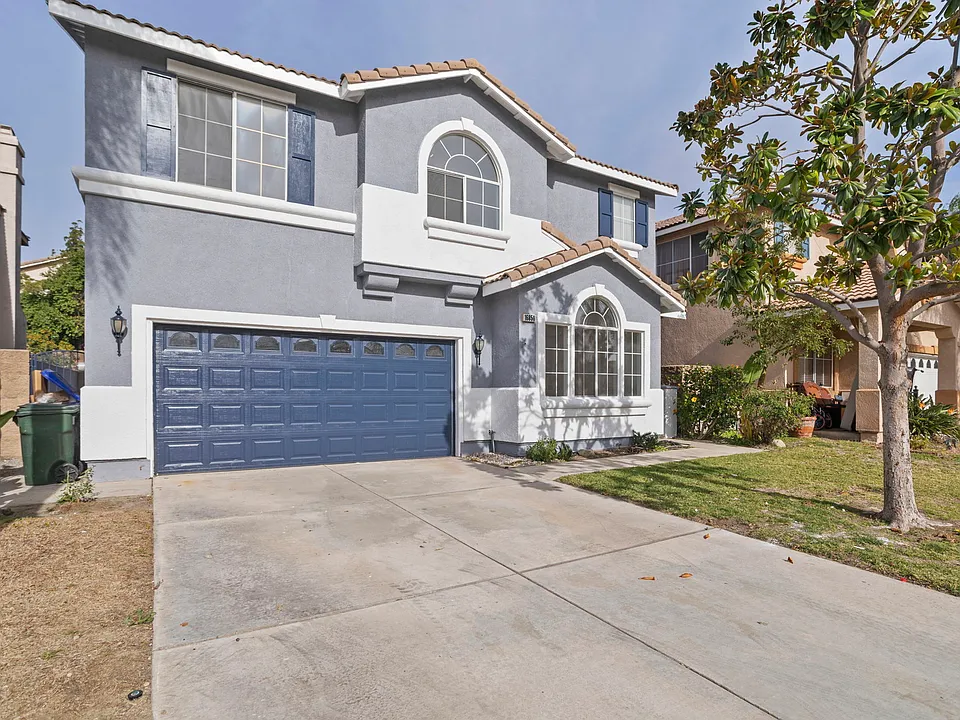 16850 Merion Ln