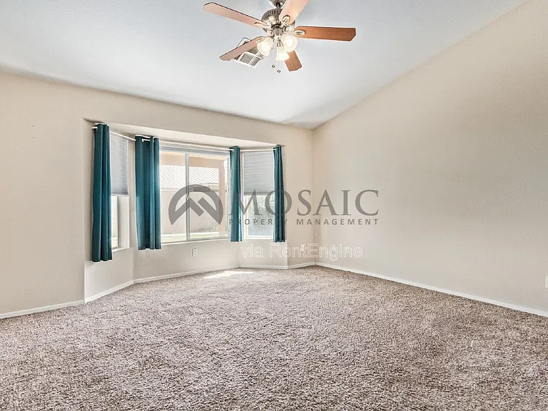 2135 E Brooks St — Photo 17