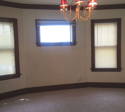 5th image of 901-03 N 18th Ave