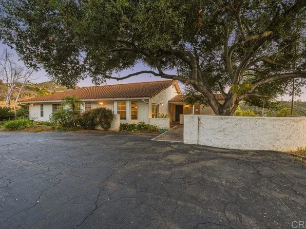2073 Willow Glen Rd, Fallbrook, CA 92028