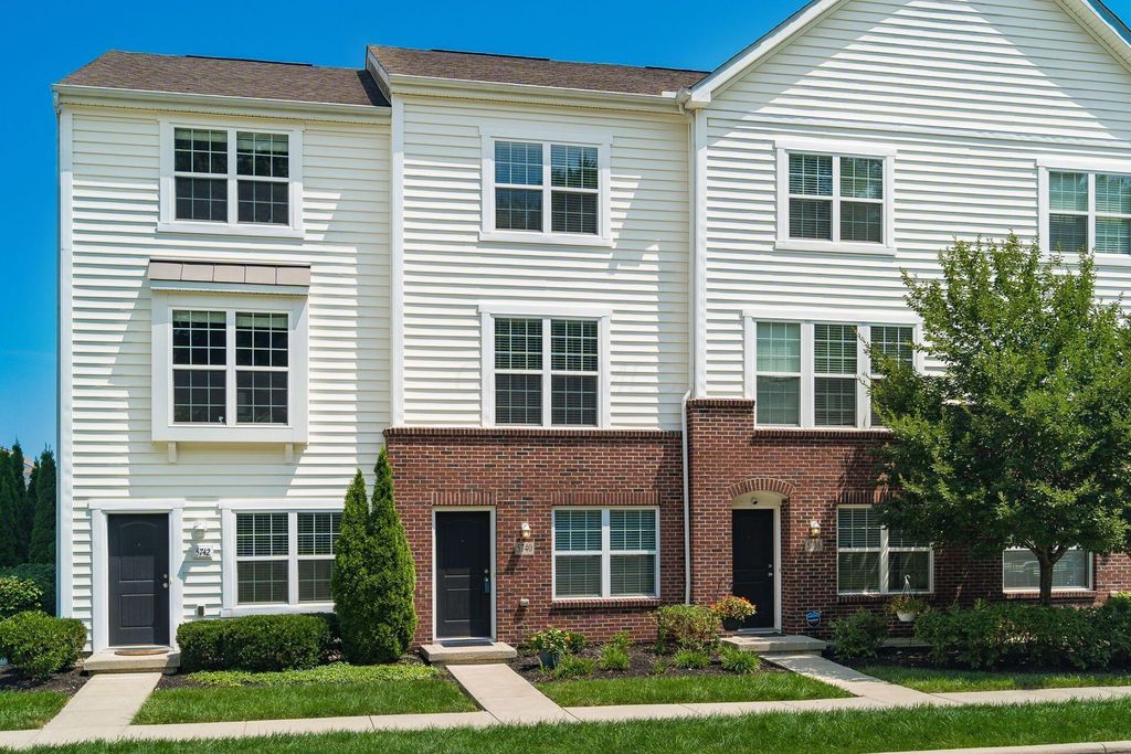Real estate listing image