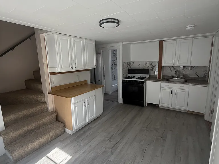 88 Linden St #2S — Photo 1