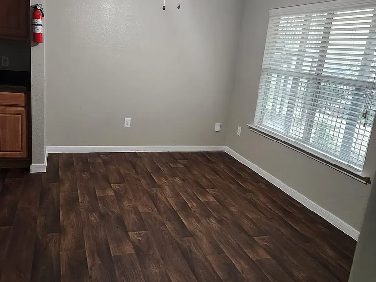 Premier on Woodfair Apartments — Photo 4