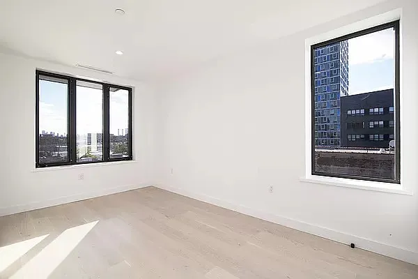 Rented by REAL New York | media 4