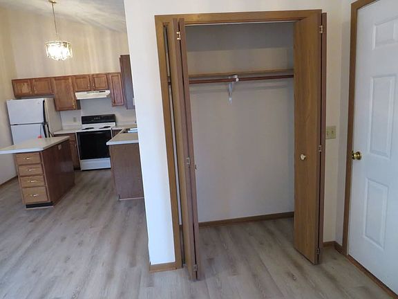 2nd image of 5671 Gables Dr APT 4