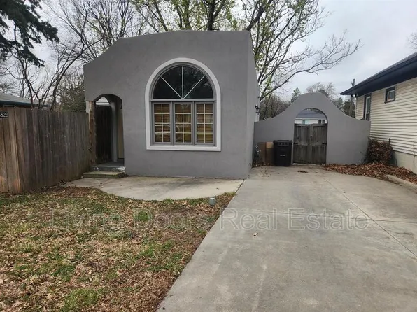 3829 W St, Lincoln, NE 68503