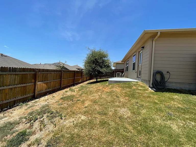 2025 Grow Ln — Photo 13