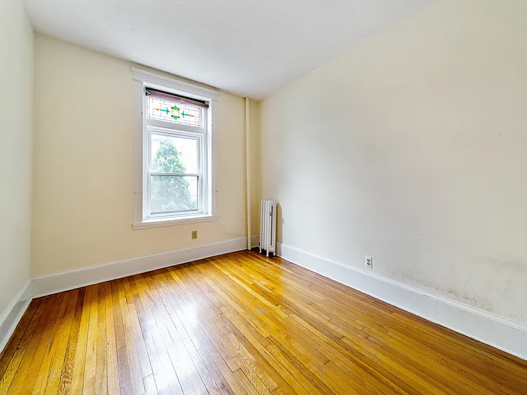 137 Peterborough St #2 — Photo 6