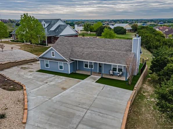 2109 Cash Point Ct, Granbury, TX 76049