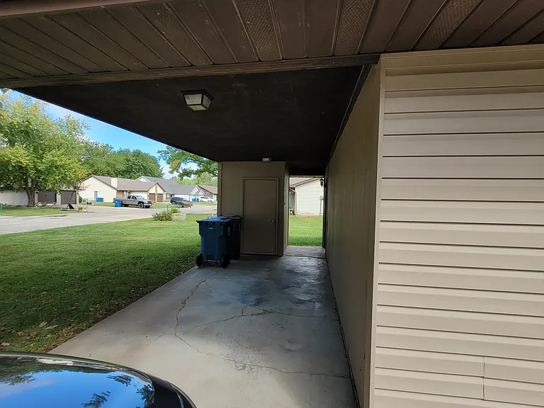 311 Red Bird St #B — Photo 9