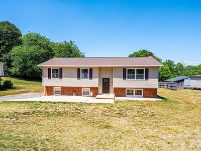 3231 25th St NE, Hickory, NC, 28601