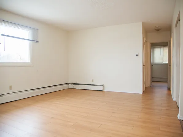 Arcola Street Apartments, 600 Arcola St, Esterhazy, SK S0A 0X0