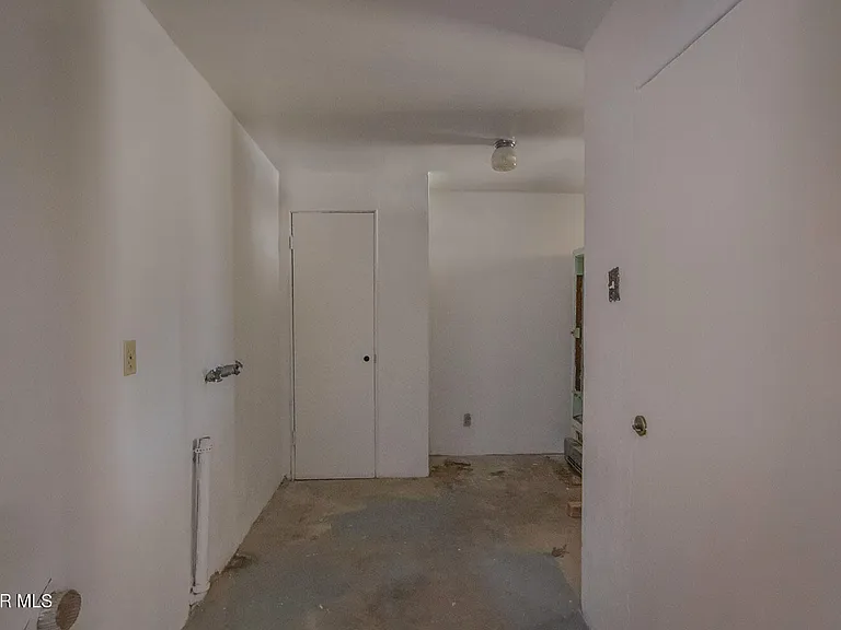 4029 Hueco Ave — Photo 16