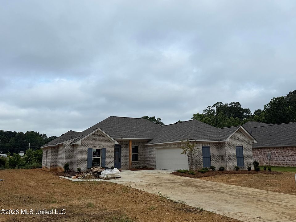 1st image of 201 Jasmine Cove Cir