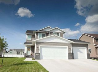 2349 68th Ave S, Fargo, ND 58104