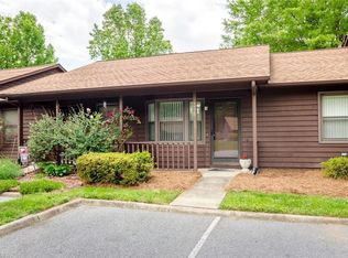 389 James Ct, High Point, NC 27265