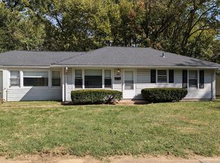 445 Marechal Ln, Florissant, MO