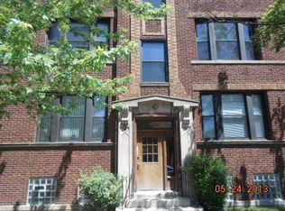 4052 W Palmer St APT 2, Chicago, IL 60639