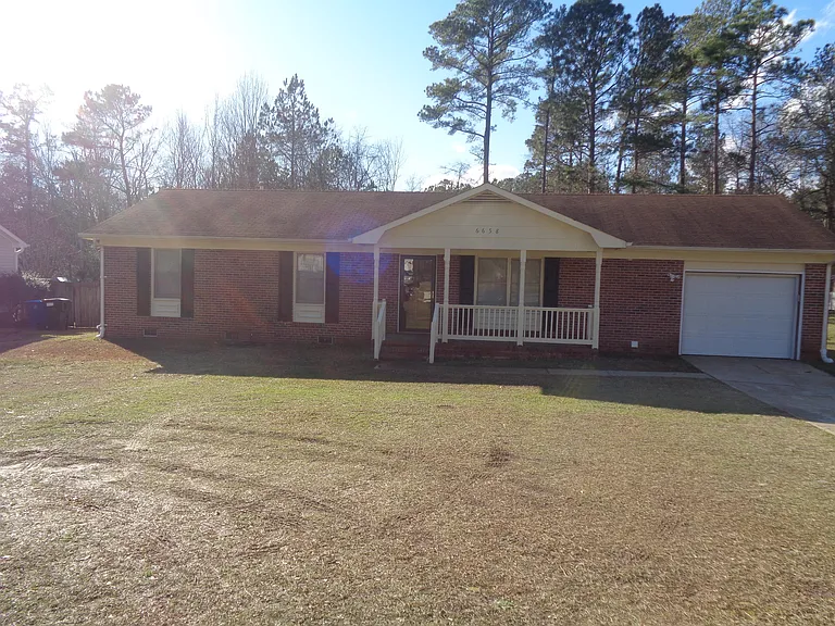 6658 Vaughn Rd — Photo 3