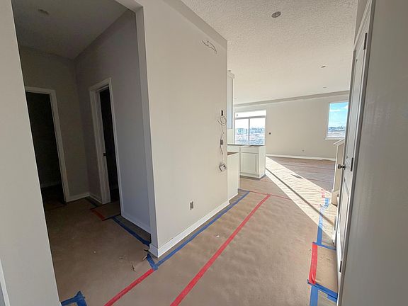 5th image of 3199 Jandura Ave NE