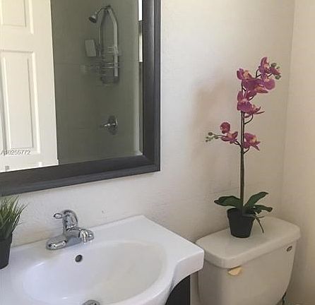 4th image of 11659 Griffing Blvd APT 1