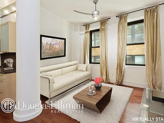 5th image of 120 Greenwich St APT 6G