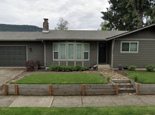 6941 D St, Springfield, OR 97478