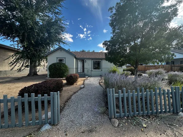 736 W Pine St, Bishop, CA 93514