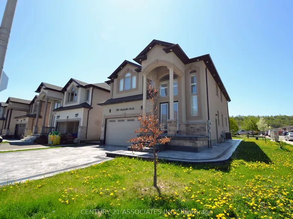 92 Nashville Cir, Hamilton, ON L8G 0B4