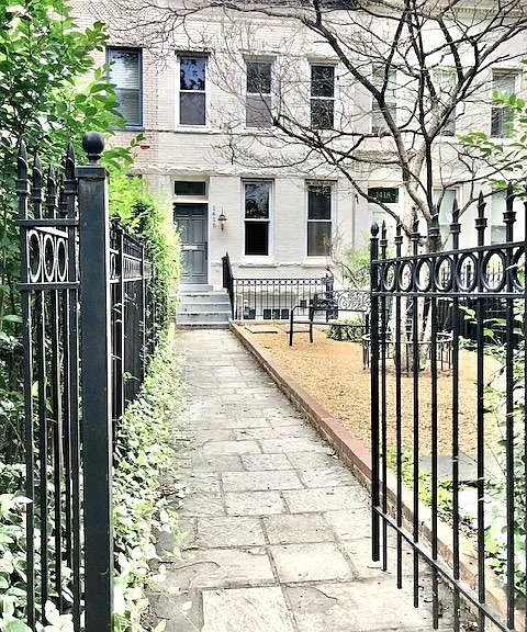 1416 Potomac Ave SE — Photo 1