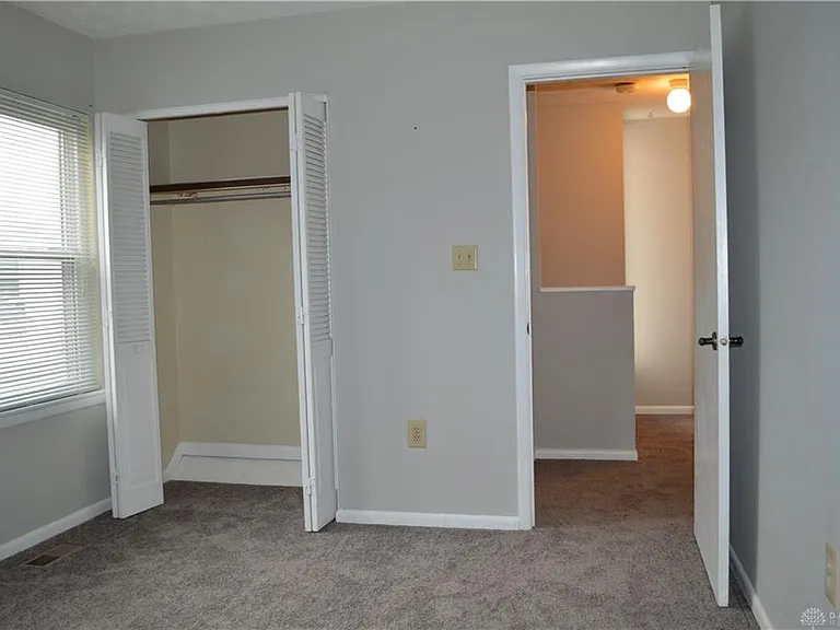 1215 Robbins Run Ct — Photo 15