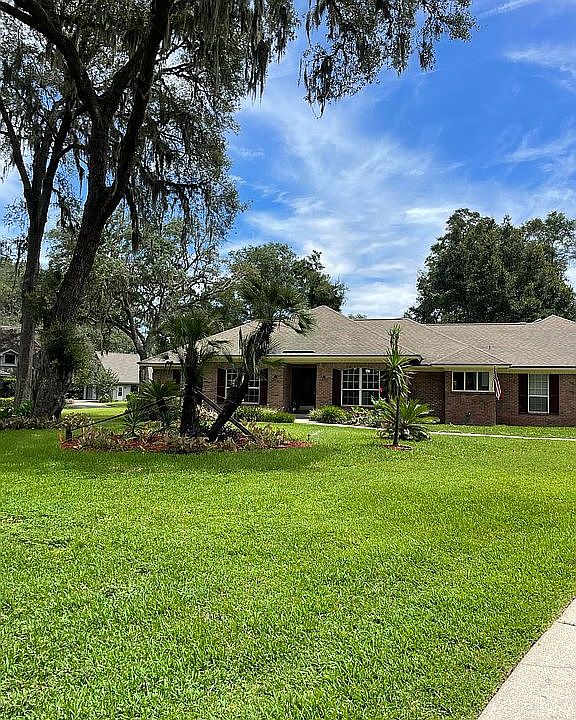 1st image of 606 Lorn Ct