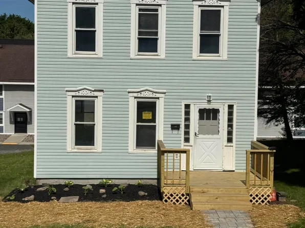 45 6th Street, Waterford, NY 12188