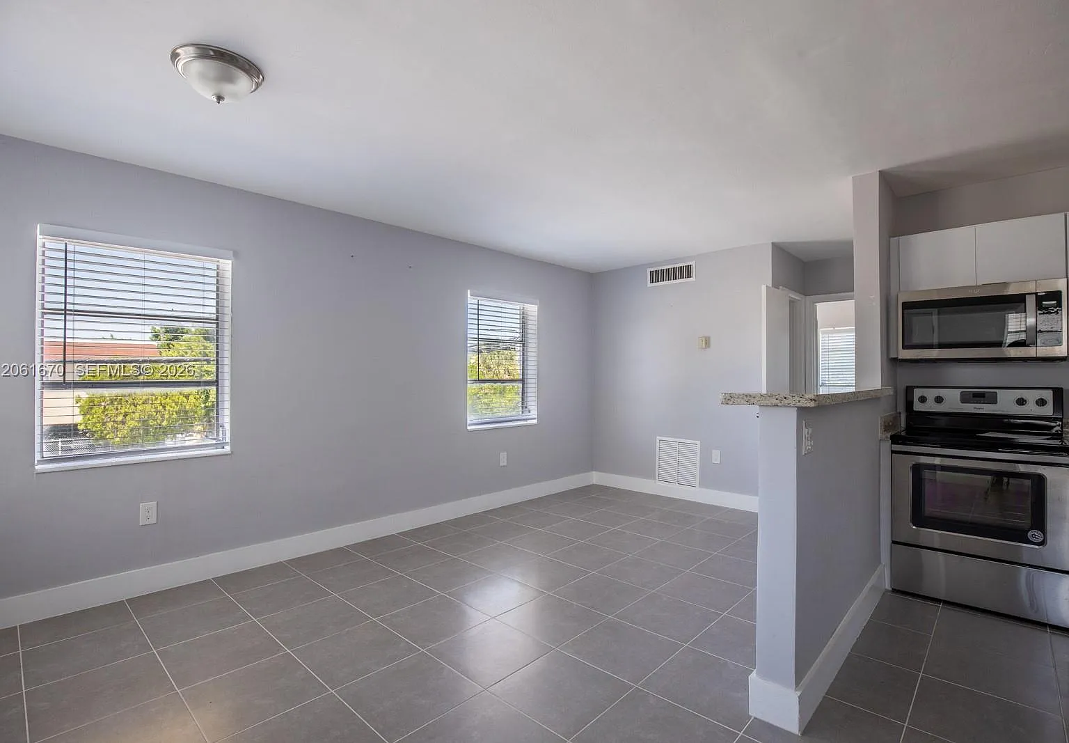 Fulford Heights — Photo 2