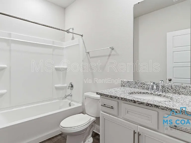 5723 Overland Dr — Photo 20