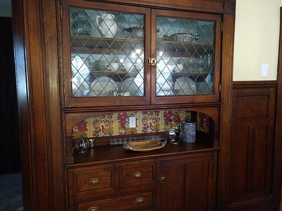 China Hutch 