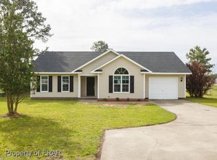 7589 Elliott Bridge Rd, Spring Lake, NC 28390