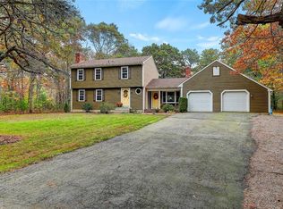 40 Tanglewood Dr, West Greenwich, RI 02817