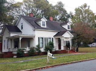 130 S Dooley St #108, Hawkinsville, GA 31036