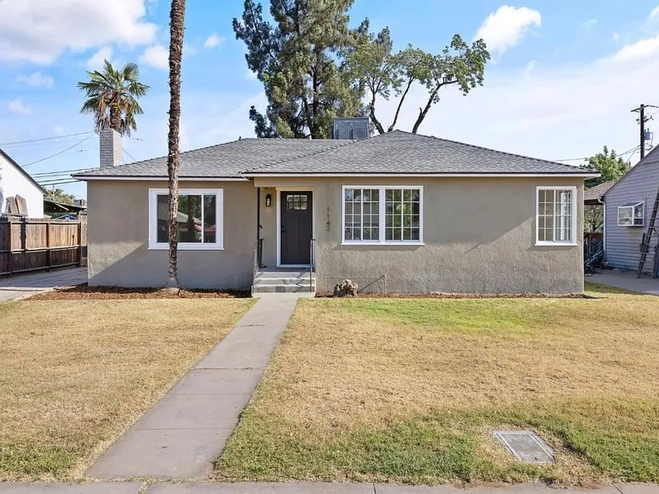 1142 E Cornell Ave